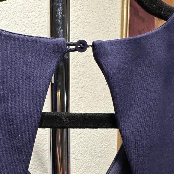 Halston heritage navy mini dress size 4 - Picture 8 of 11